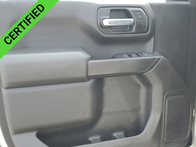 Certified 2020 Chevrolet Silverado 1500 Custom w/ Custom Value Package AWD/4WD image 17