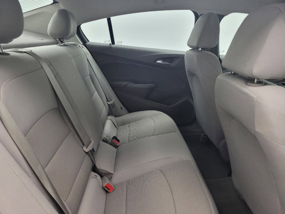 Used 2017 Chevrolet Cruze LS image 19
