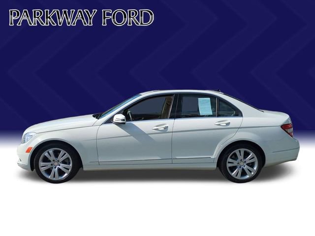 Used 2011 Mercedes-Benz C 300 4MATIC Sedan image 2