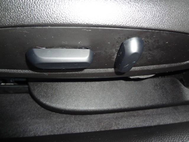 Used 2018 Chevrolet Cruze LT image 19