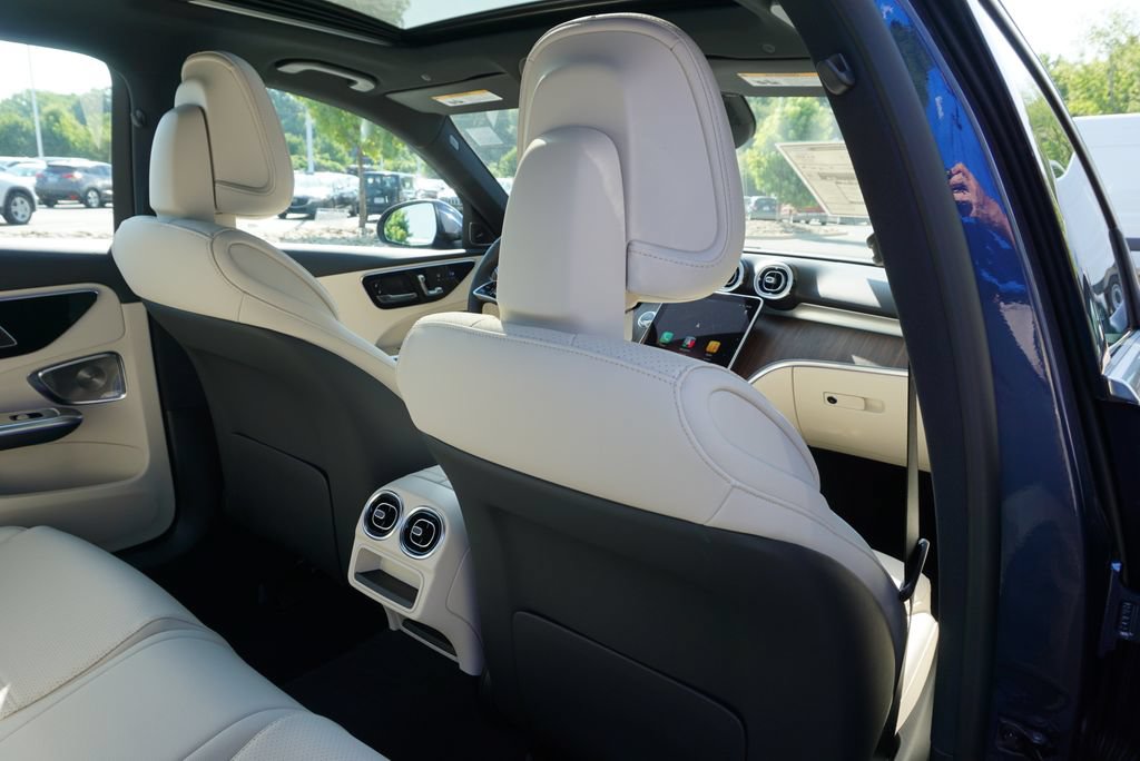 Certified 2025 Mercedes-Benz C 300 Sedan image 57