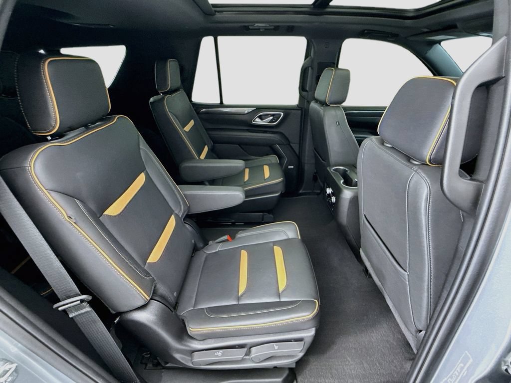 Used 2024 GMC Yukon AT4 w/ Technology Package AWD/4WD image 21
