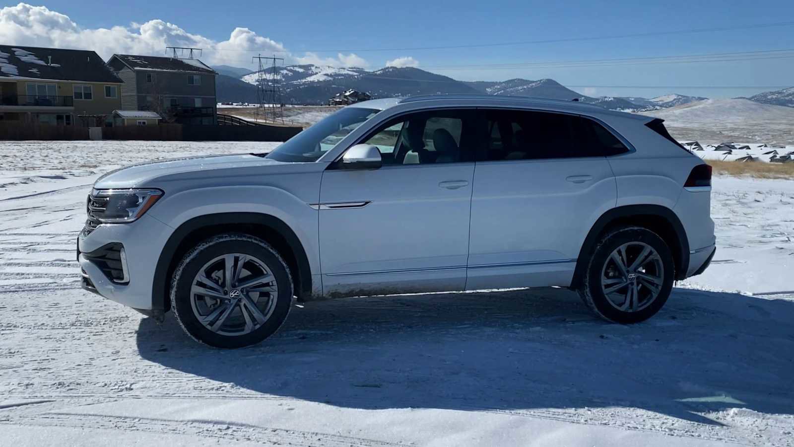 Used 2024 Volkswagen Atlas Cross Sport SEL R-Line image 5