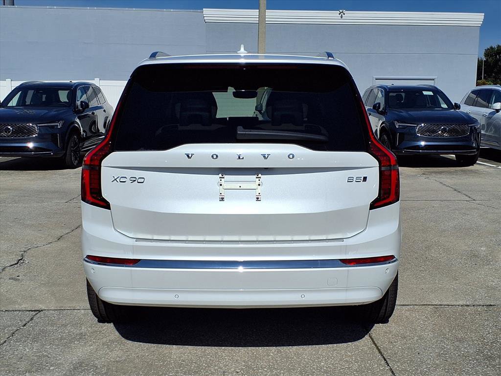 New 2026 Volvo XC90 B5 Plus w/ Protection Package Premier image 6