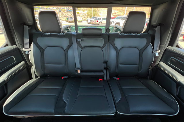 New 2026 RAM 1500 Laramie AWD/4WD image 24