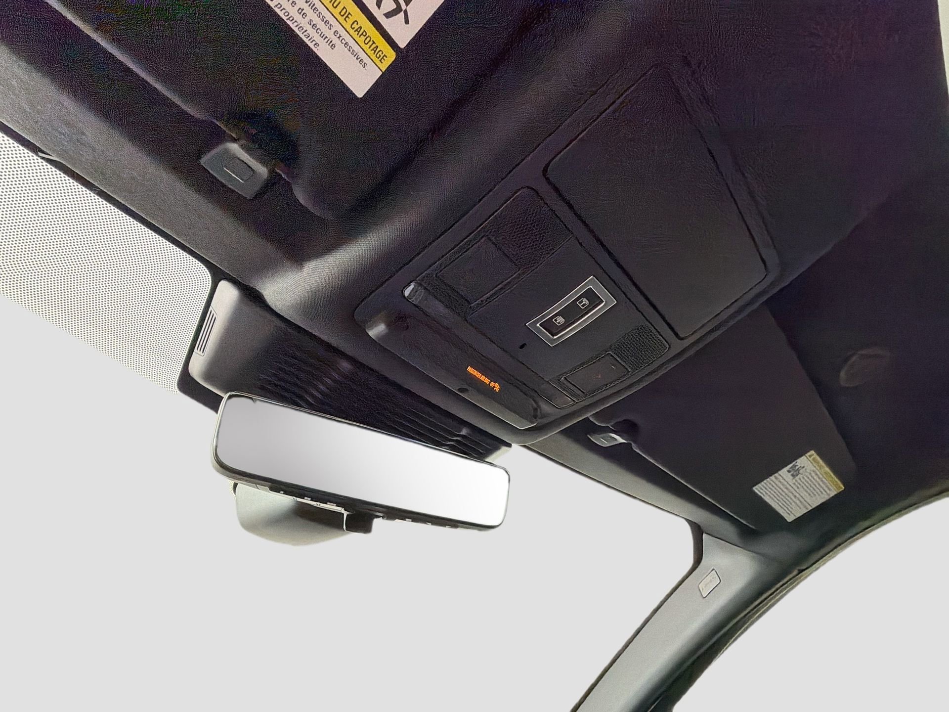 Used 2022 Land Rover Discovery Sport S R-Dynamic image 22