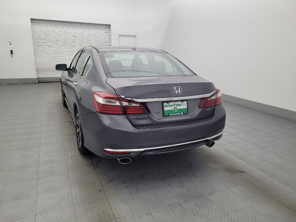 Used 2017 Honda Accord EX-L image 6