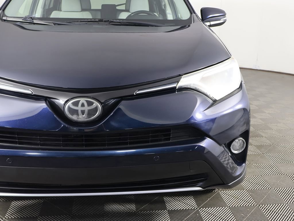 Used 2017 Toyota RAV4 XLE FWD image 13