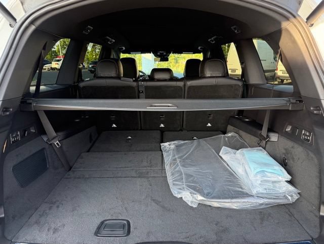 New 2026 Mercedes-Benz GLS 450 4MATIC image 10