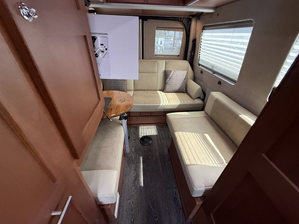 Used 2017 Mercedes-Benz Sprinter 3500 image 34