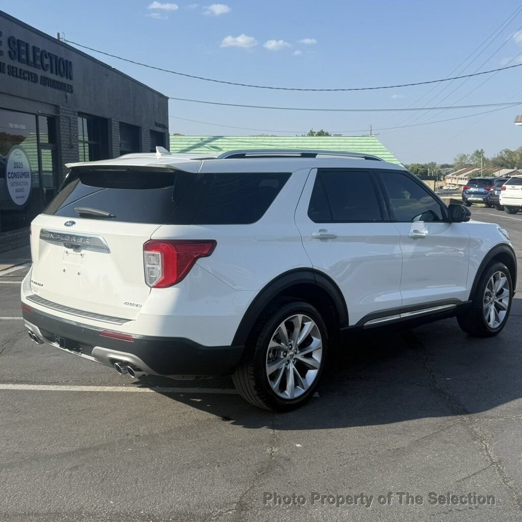 Used 2021 Ford Explorer Platinum w/ Equipment Group 601A AWD/4WD image 17
