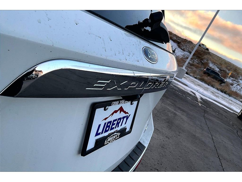 Used 2022 Ford Explorer King Ranch image 23