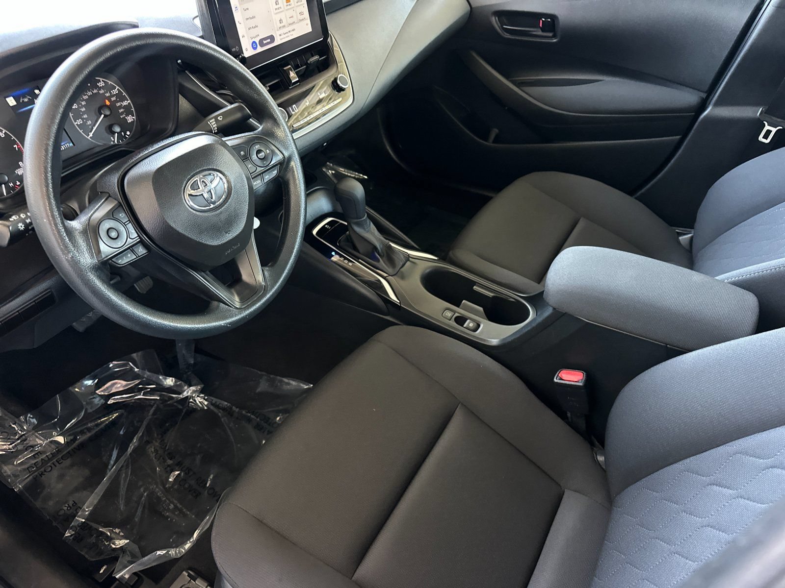 Used 2024 Toyota Corolla LE FWD image 9