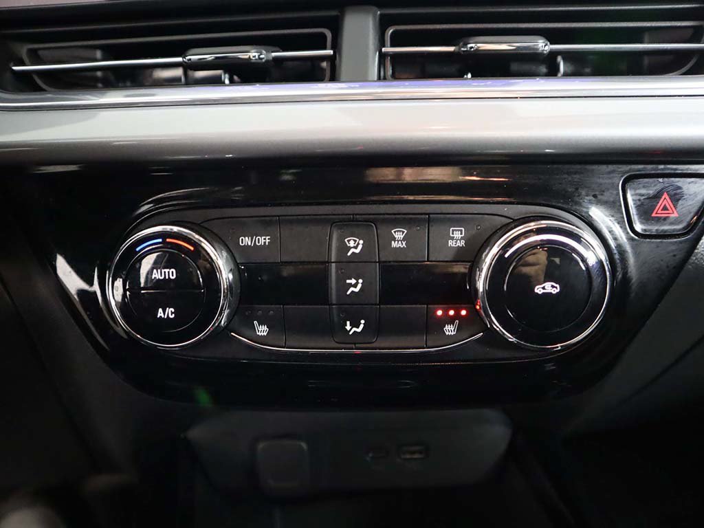 Used 2024 Chevrolet Trax LT w/ LT Convenience Package FWD image 45