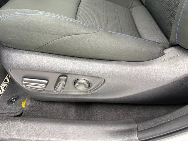 Used 2024 Toyota RAV4 SE image 27