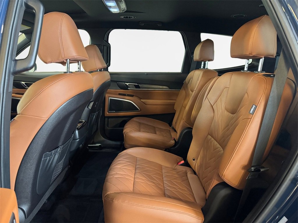 Certified 2025 Kia Telluride AWD image 24
