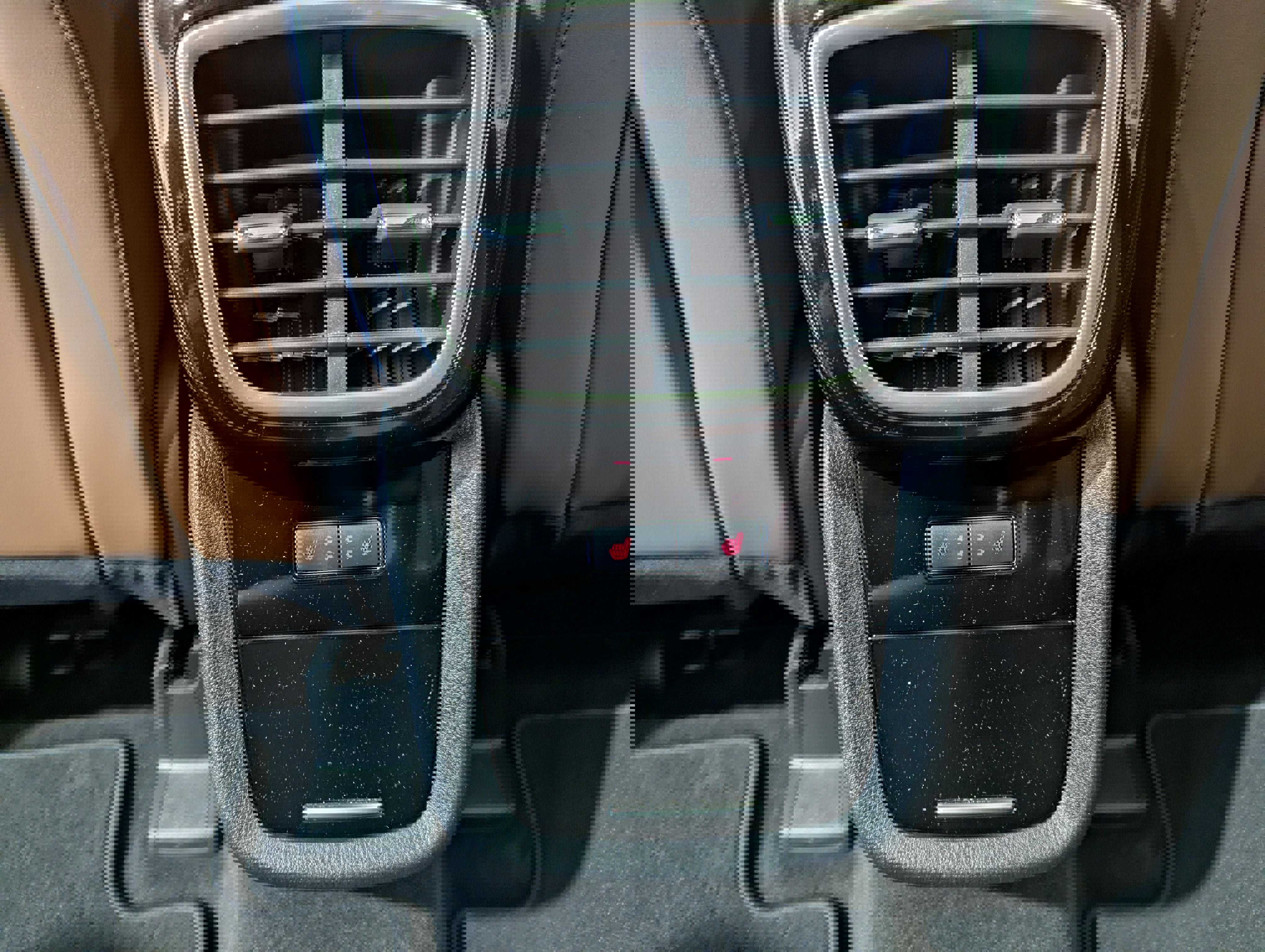 Used 2022 Lincoln Nautilus Reserve w/ Equipment Group 201A AWD/4WD image 12