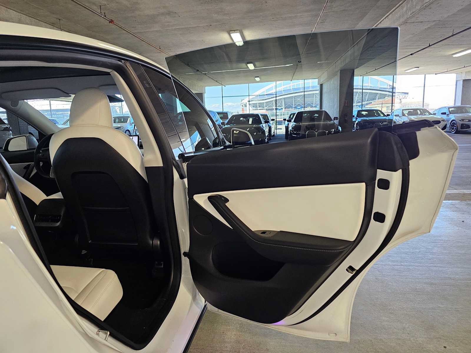 Used 2020 Tesla Model Y Performance AWD/4WD image 26
