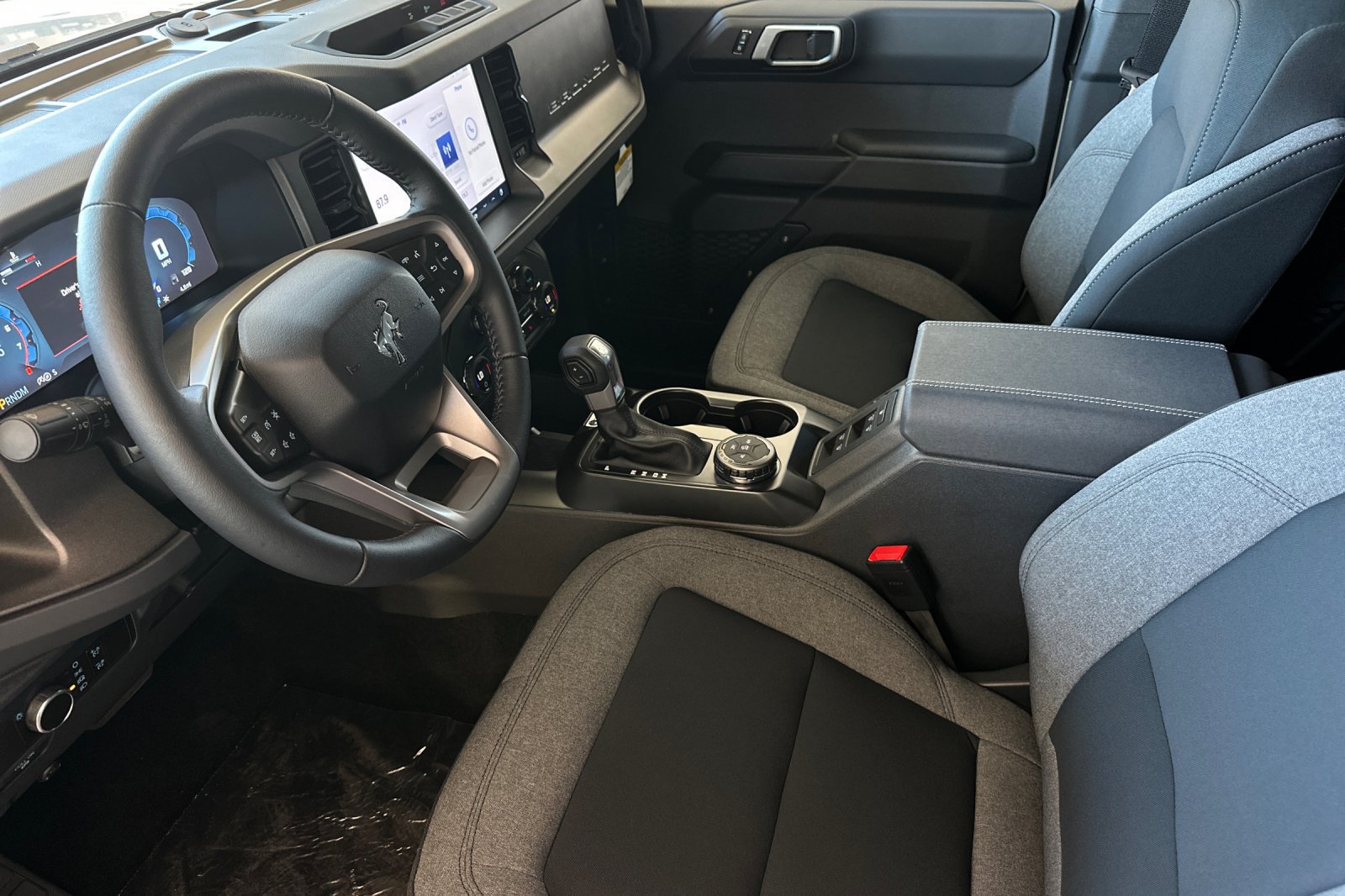 New 2026 Ford Bronco Big Bend AWD/4WD image 9