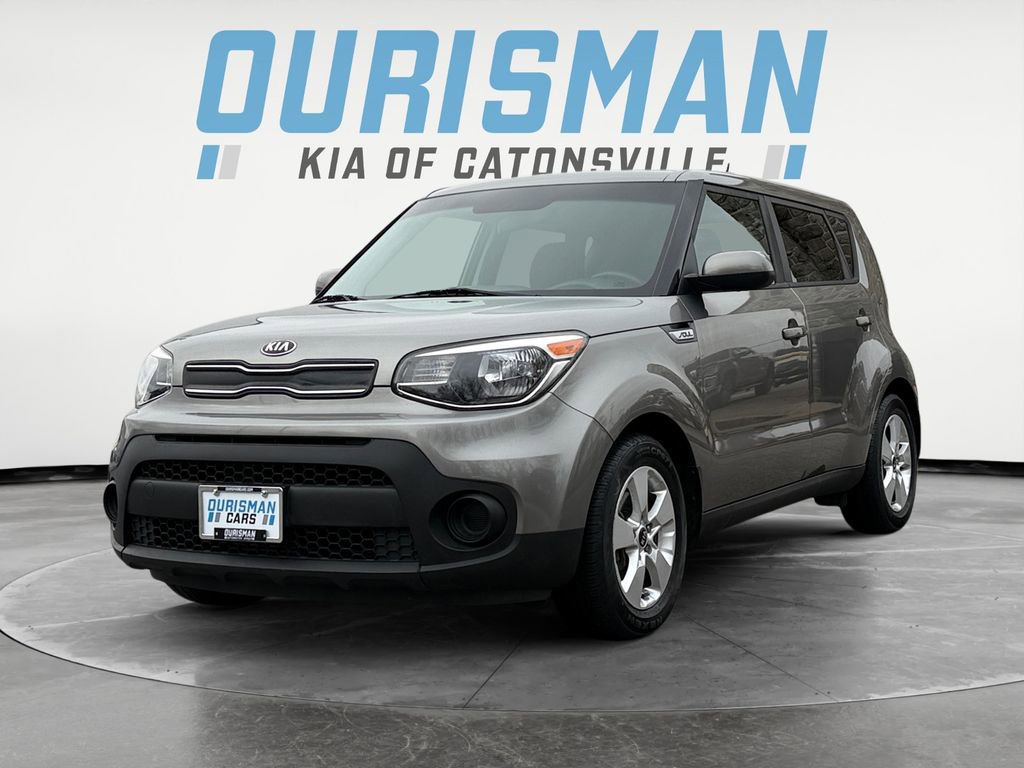 Used 2019 Kia Soul Base image 2