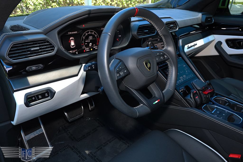 Used 2023 Lamborghini Urus S AWD/4WD image 24