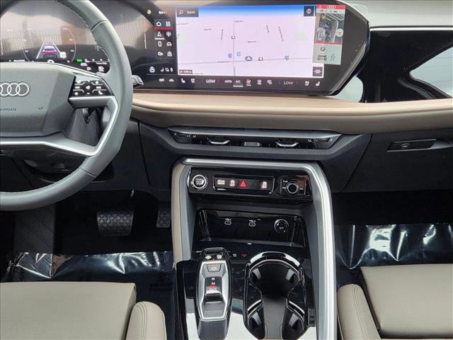 New 2025 Audi Q5 Premium Plus image 14