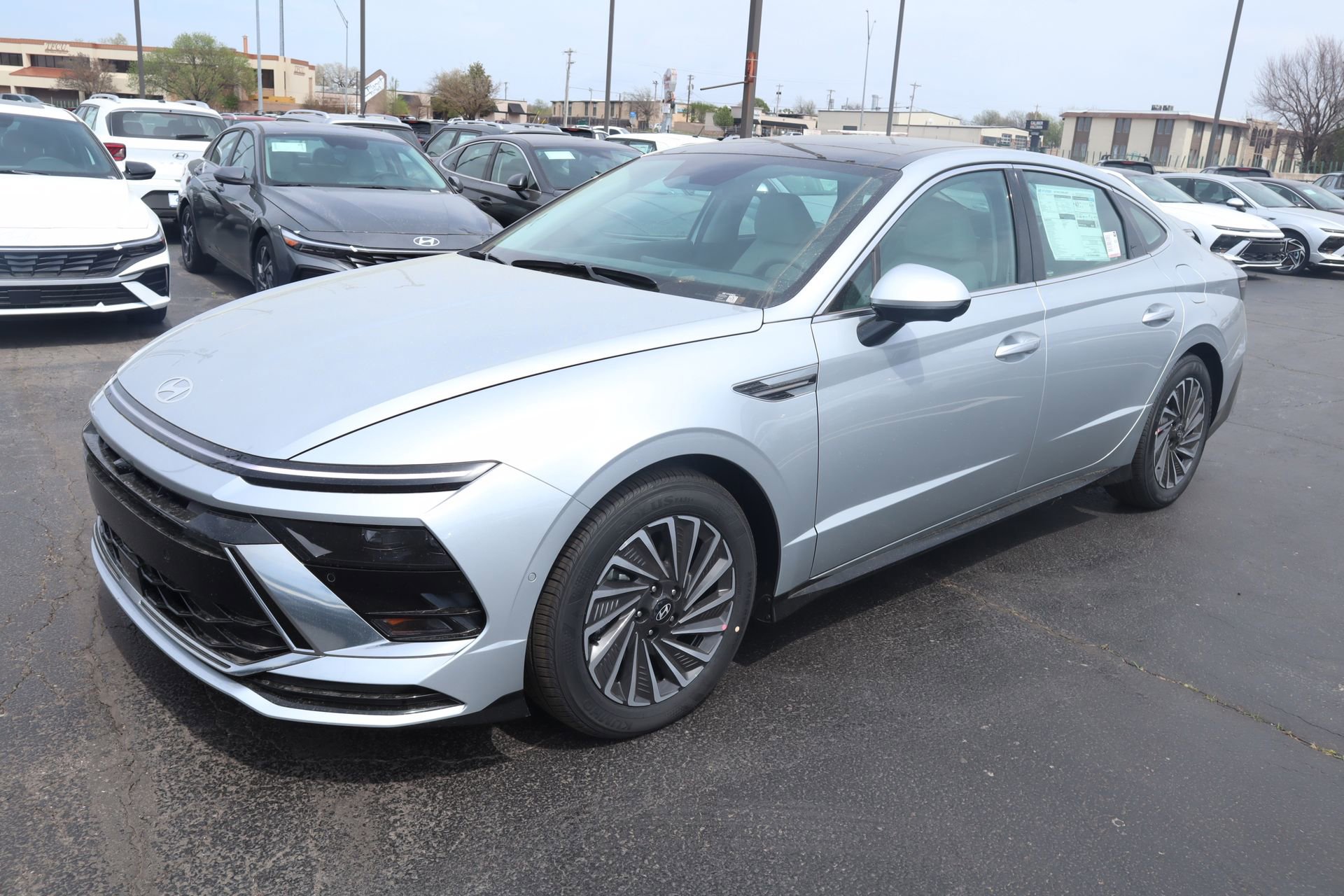 New 2026 Hyundai Sonata Limited FWD image 10