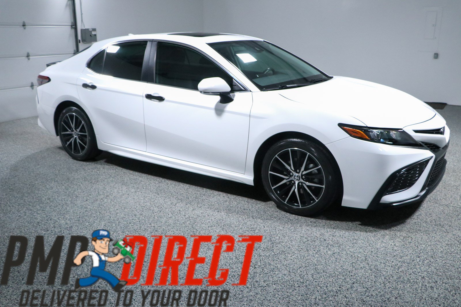 Used 2022 Toyota Camry SE FWD image 6