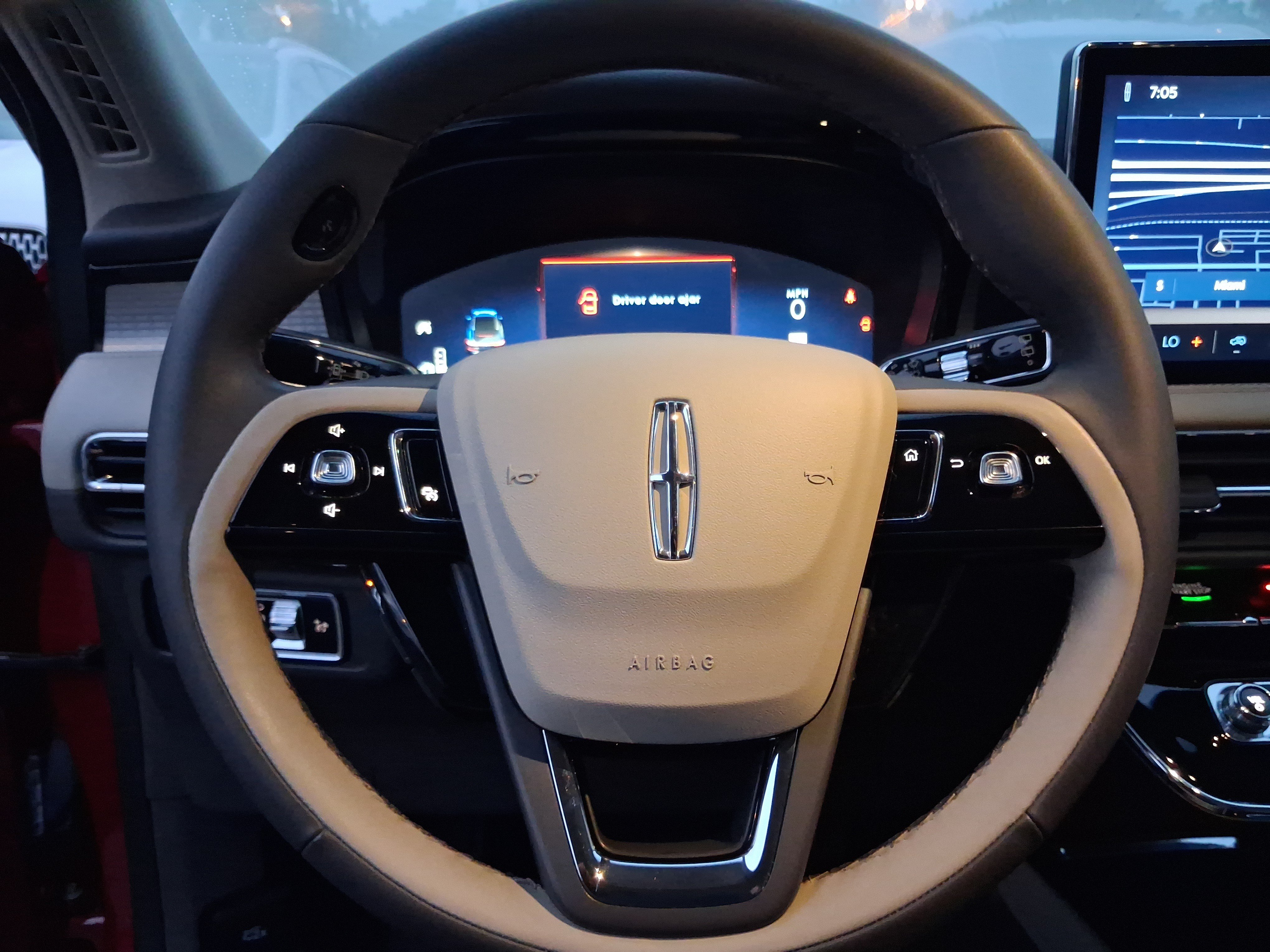 Certified 2024 Lincoln Corsair FWD image 15