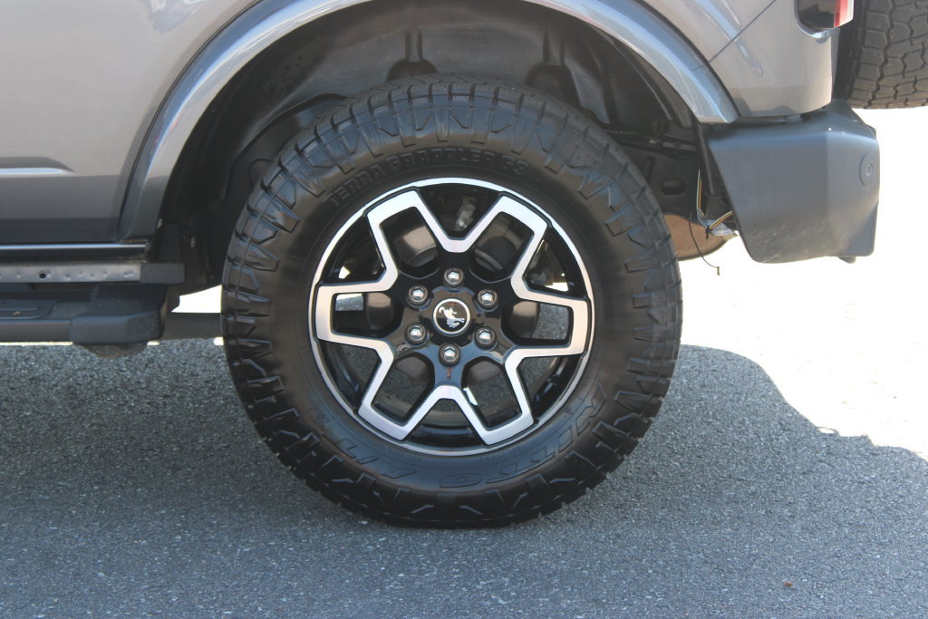 Used 2024 Ford Bronco Outer Banks AWD/4WD image 14