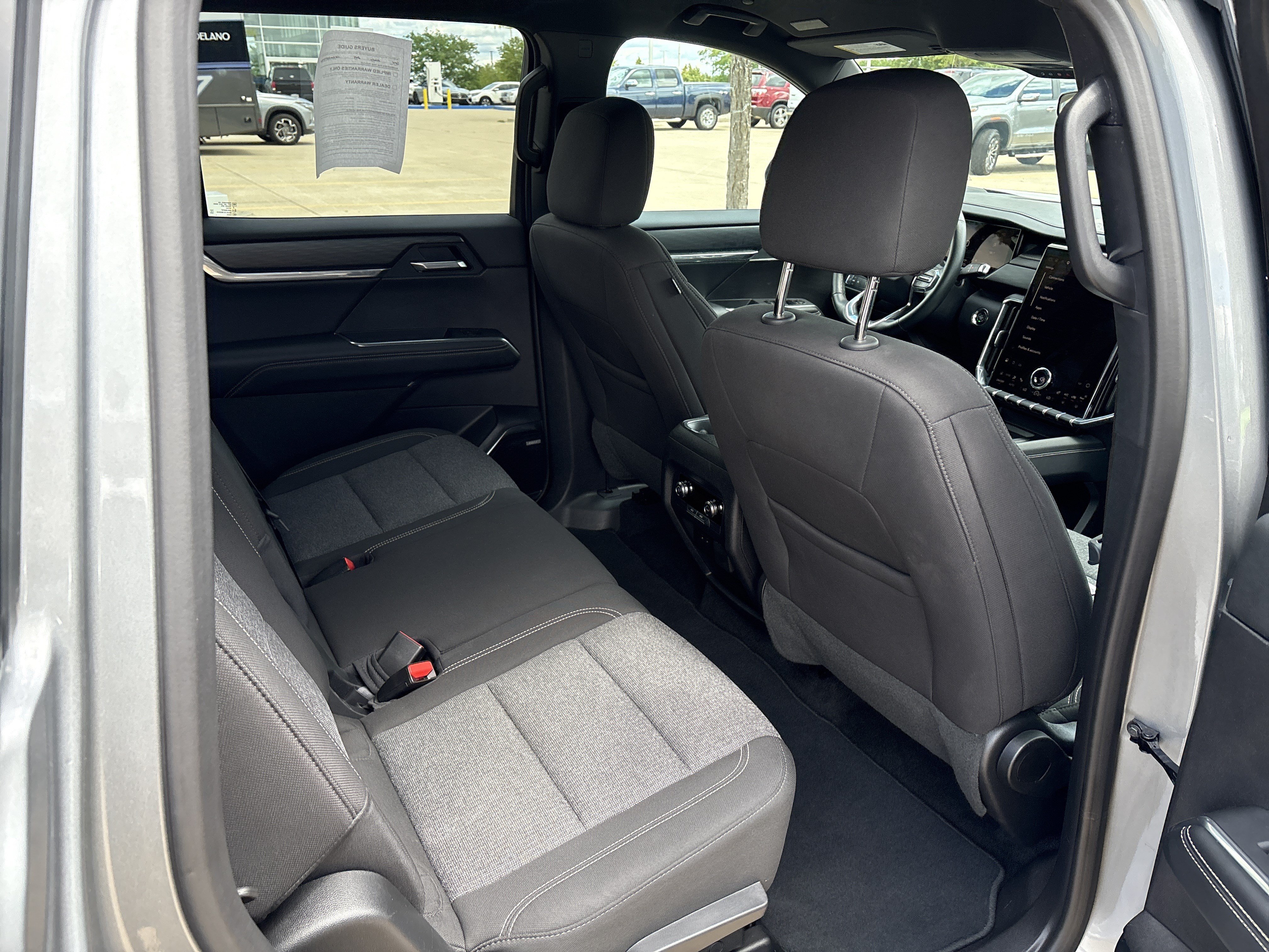Used 2025 GMC Acadia Elevation FWD image 13