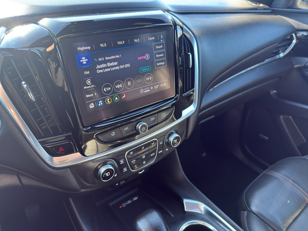 Used 2023 Chevrolet Traverse RS image 22