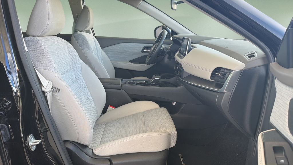 Certified 2023 Nissan Rogue SV AWD/4WD image 22