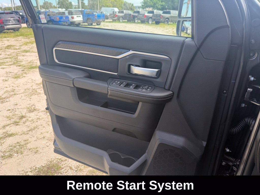 New 2026 RAM 3500 Big Horn AWD/4WD image 25