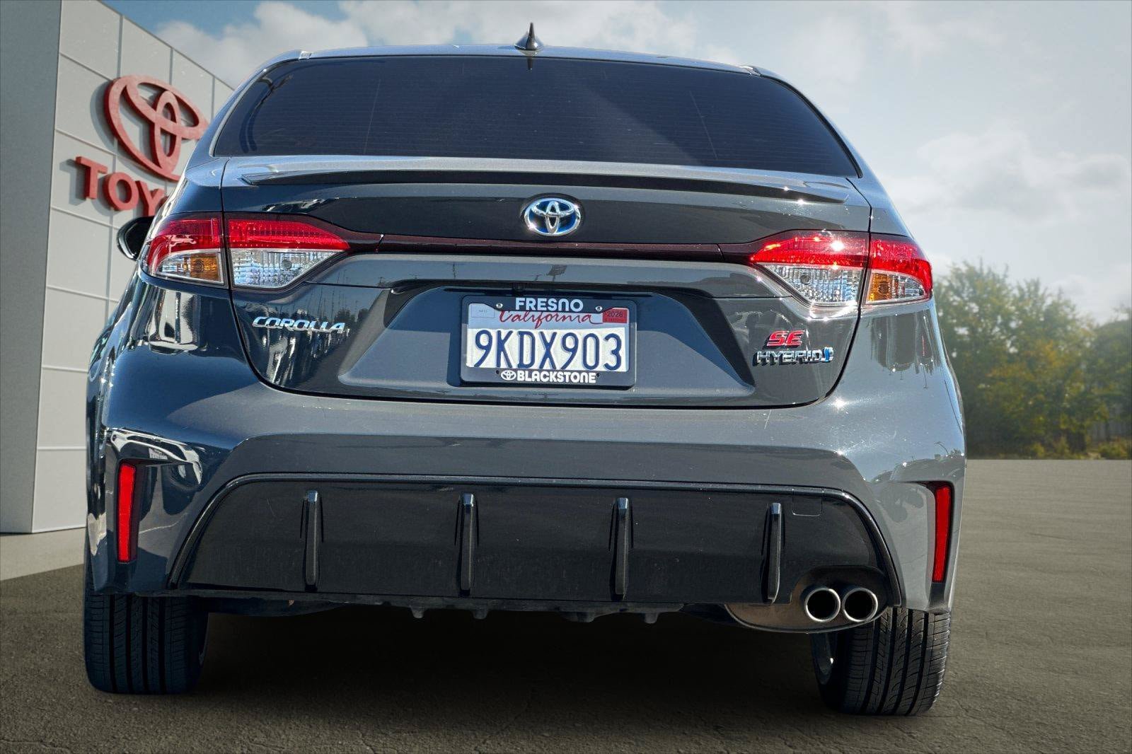 Certified 2024 Toyota Corolla SE FWD image 4