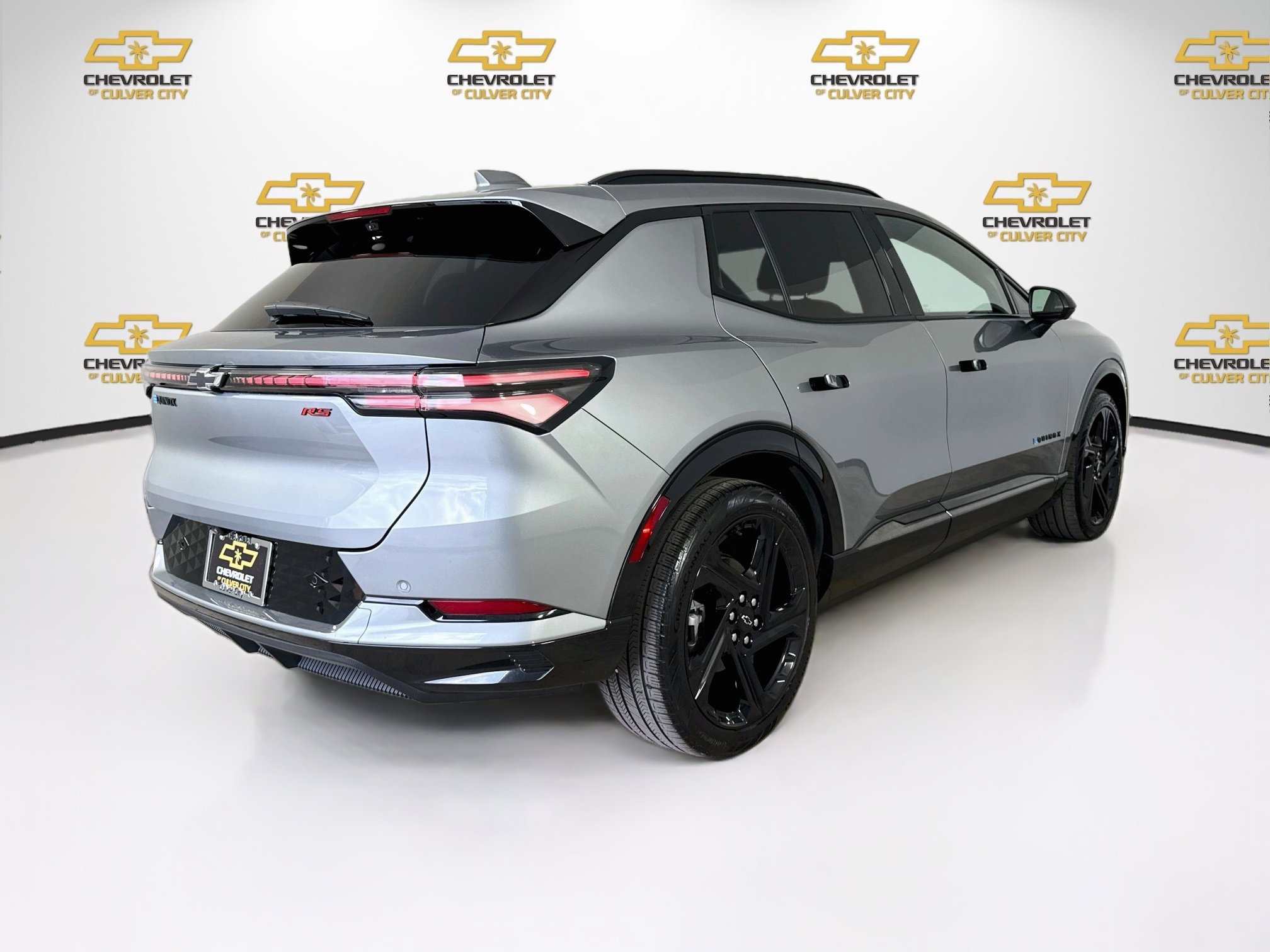 Used 2025 Chevrolet Equinox EV RS w/ Convenience Package II FWD image 8