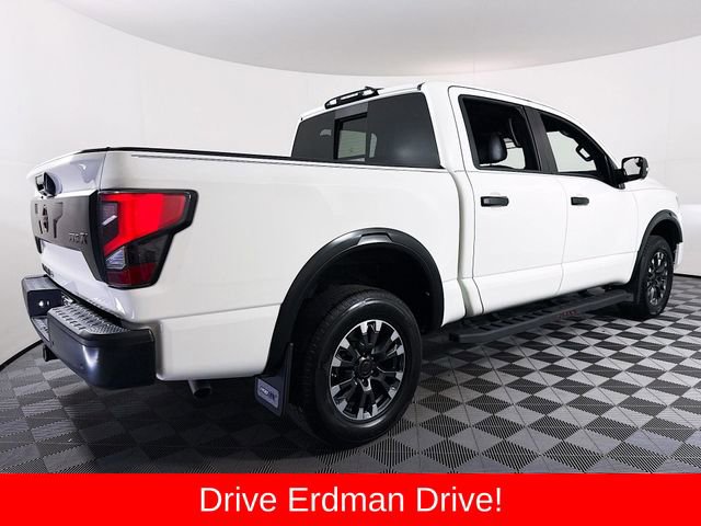 Used 2024 Nissan Titan PRO-4X w/ Pro-4x Convenience Package image 23