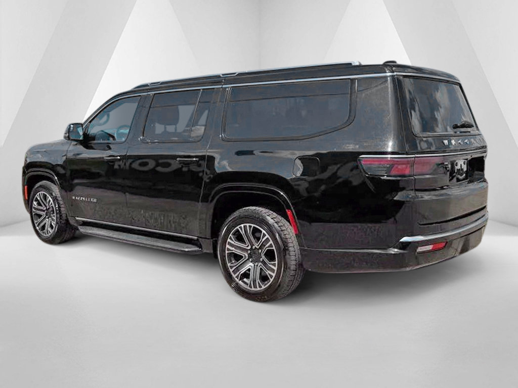 Used 2024 Jeep Wagoneer L Series II w/ Flexible Seating Group AWD/4WD image 6
