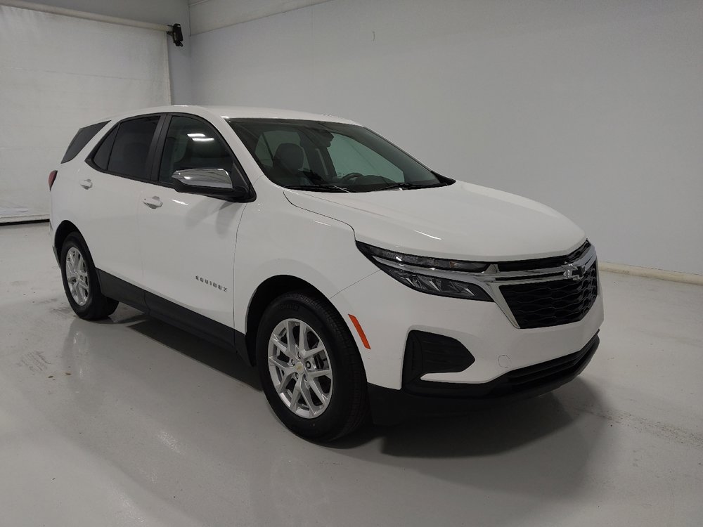 Used 2022 Chevrolet Equinox LS w/ LPO, Chrome Package image 13