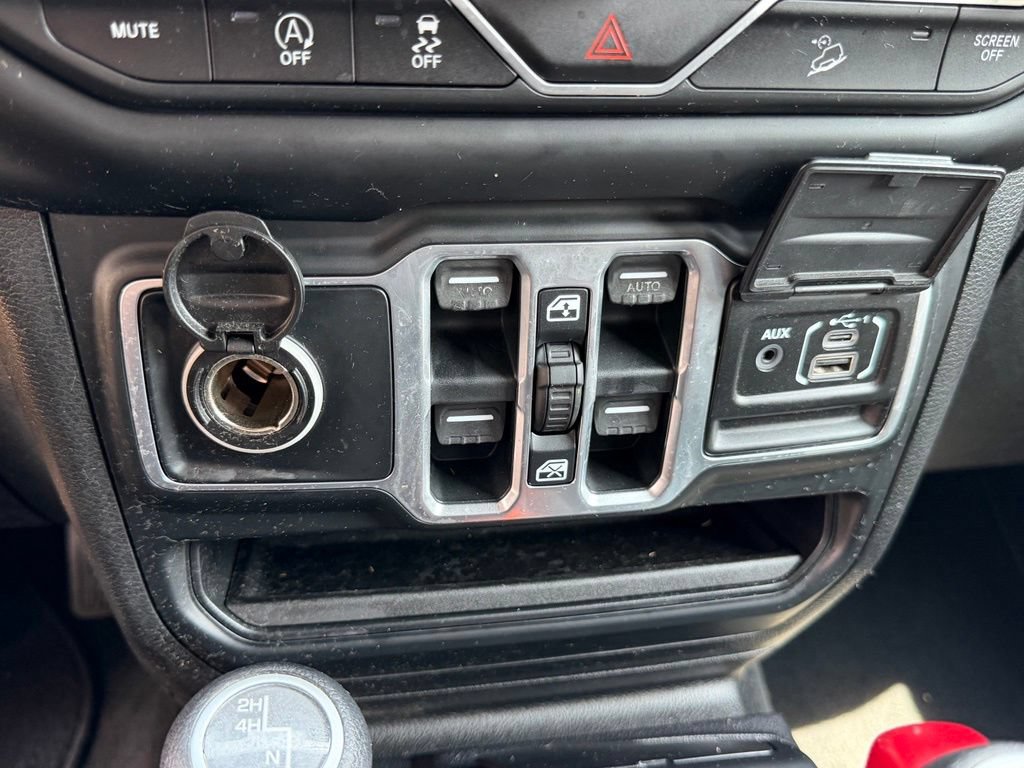 Certified 2018 Jeep Wrangler Unlimited Sport S AWD/4WD image 26