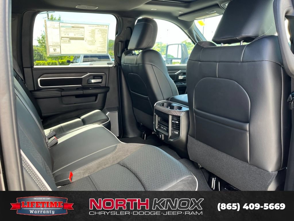 New 2026 RAM 2500 Laramie AWD/4WD image 25