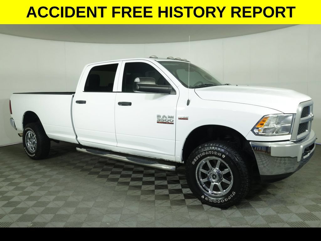 Used 2018 RAM 3500 Tradesman w/ Chrome Appearance Group AWD/4WD image 2