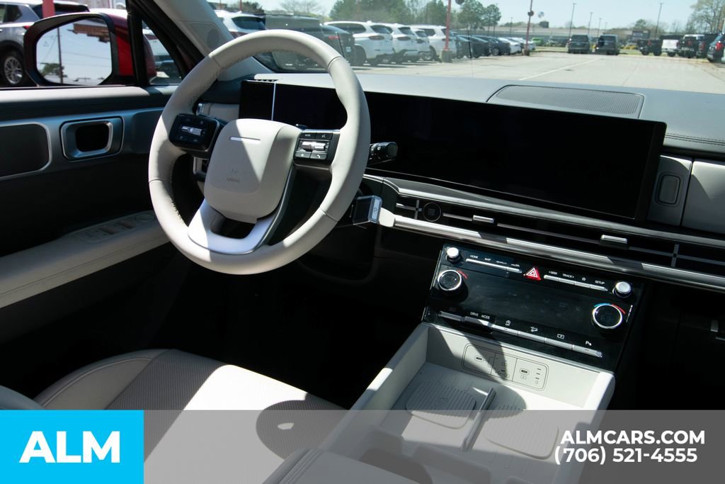 Used 2025 Hyundai Santa Fe SEL image 23