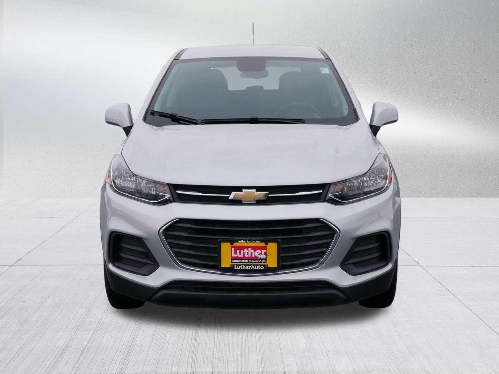 Used 2022 Chevrolet Trax LS w/ Tint and Cruise Package video 2