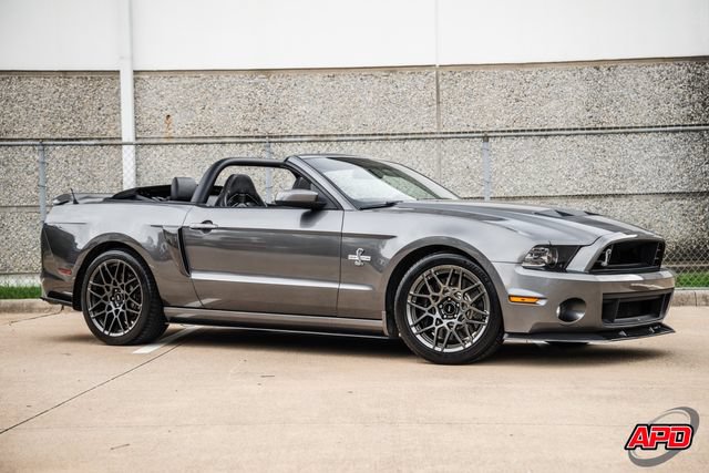 Used 2014 Ford Mustang Shelby GT500 w/ Equipment Group 821A RWD image 43
