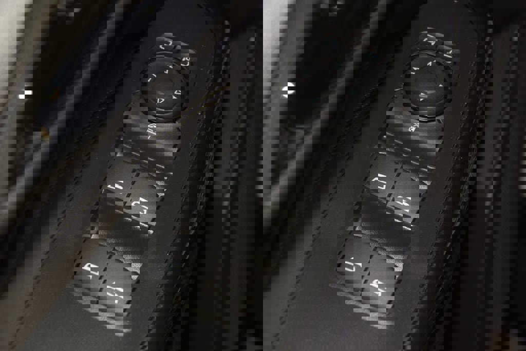 New 2026 Chevrolet Trax ACTIV w/ Sunroof Package FWD image 45