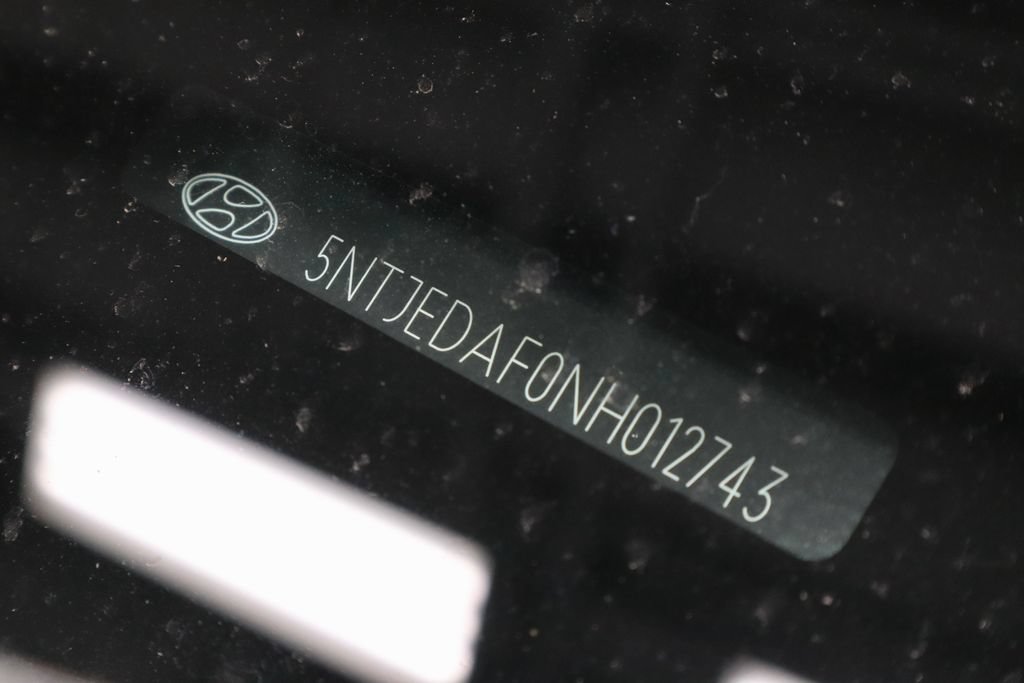 Certified 2022 Hyundai Santa Cruz Limited AWD/4WD image 33