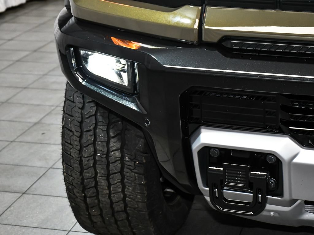 Used 2025 GMC Hummer EV 2X w/ LPO, Cargo Utility Package AWD/4WD image 71