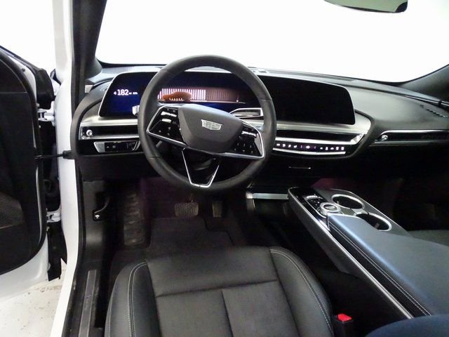 Certified 2024 Cadillac Lyriq Sport image 5