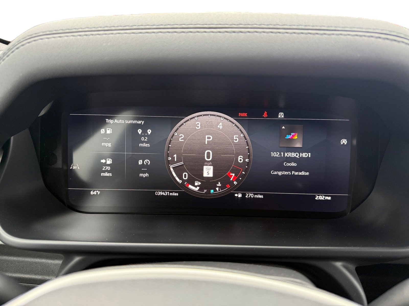 Used 2024 Land Rover Defender 110 S image 11